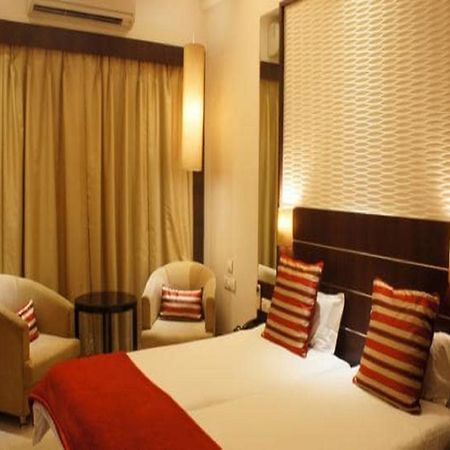 Surya Royal Hotel Kota  Extérieur photo