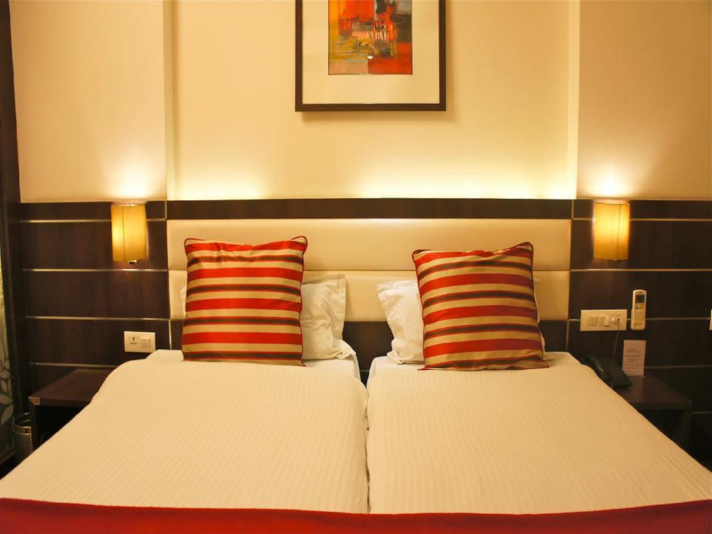 Surya Royal Hotel Kota  Extérieur photo