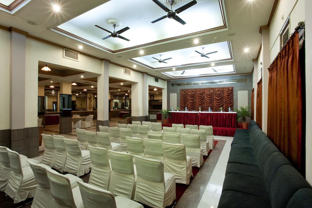 Surya Royal Hotel Kota  Extérieur photo